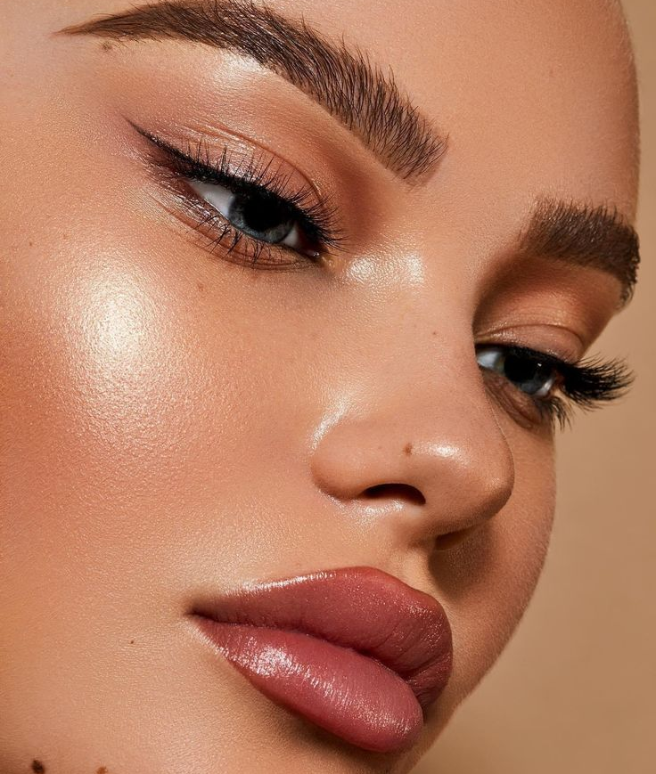 Brow Lamination & Tinting