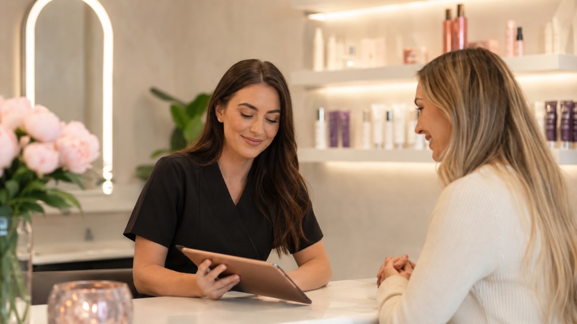 Professional beauty consultation at Si Belle Beauty, a trusted beauty salon in Banstead High Street